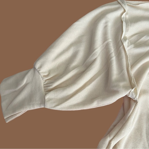 NWT! OVERSIZED WOMENS TOP BY BIBI. SIZE 3X. CREAM W/ LEOPARD PRINT. ROUND NECK. - Picture 9 of 15